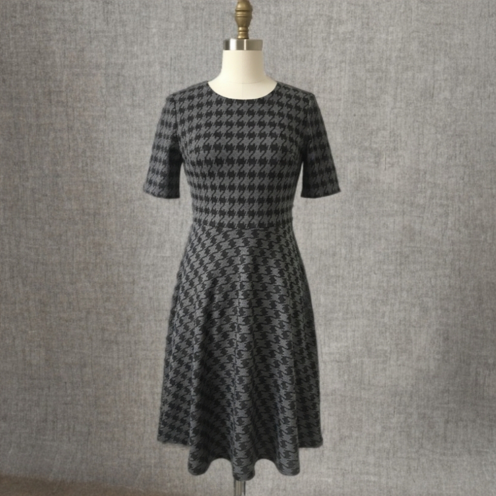 Karl Lagerfeld Paris *Gold Zipper* Houndstooth Fit & Flare Dress - Size 6 EUC